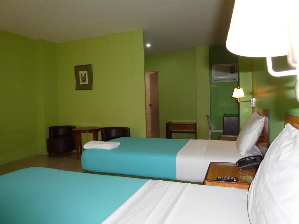 Sequoia Inn Davao City Rom bilde